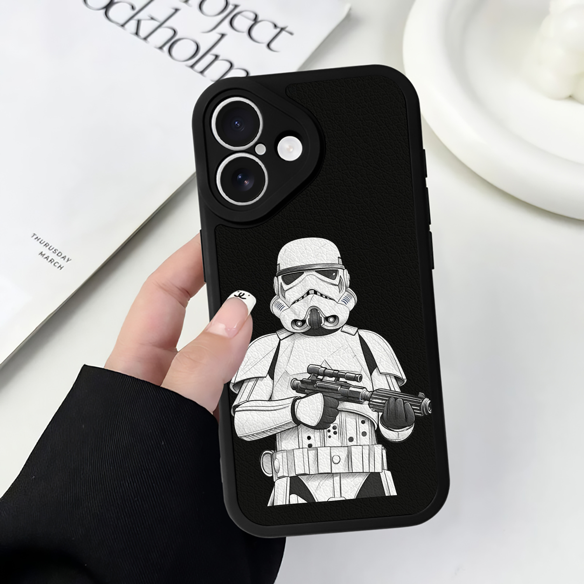 （画像用） スター・ウォーズ Star Wars 【iPhone 16シリーズ対応】シリコンスマホケース（レザー調） 材質：シリコン